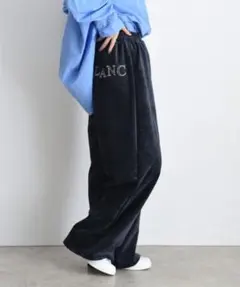 BLACKPINK ベロアパンツ Lサイズ navy - メルカリ