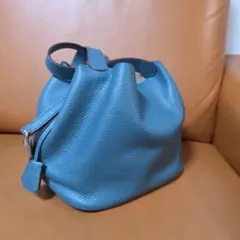 Item thumbnail for item 65453715-6977-4887-8c49-d917c2dbd5a1