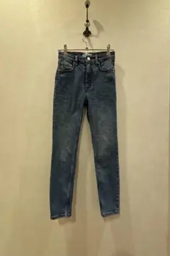 ZARA ダークブルー スキニーデニム