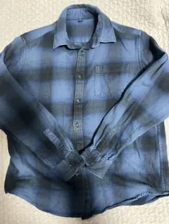 ユニクロ　長袖シャツ 150