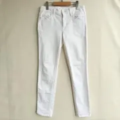 ユニクロジーンズ レディース ストレッチスキニーパンツ　ホワイト　26cm