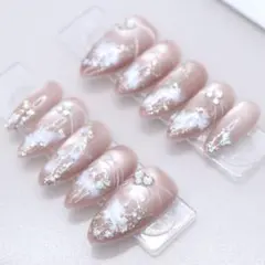 【169】ネイルチップSサイズ ピンクベージュニュアンス白ホログラム マグネット