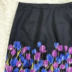 LAURA ASHLEY タイトスカート 黒地 チューリップ