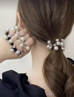 パールクリスタルヘアゴム2個セット⭕️中にお徳用セットも出品してます♪(๑ᴖ◡ᴖ๑