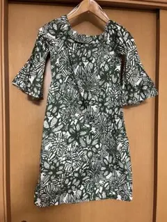 ボタニカル柄 チュニック フレアスリーブのサムネイル
