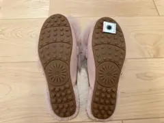UGG ルームサンダル／ふわふわファーサンダル ピンク 新品