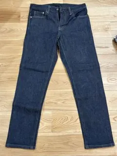 UNIQLO スリムストレートジーンズ ダークブルー