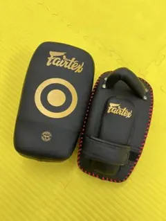 正規品・新品・未使用】Faritex キックミット パンチングミット - メルカリ