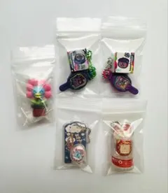 たまごっち ガチャガチャ 食玩 キーホルダーのサムネイル