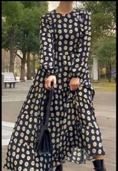 ZARA ブラックデイジーワンピース　Sサイズ