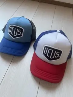 DEUSロゴ トラッカーキャップ 2個セット