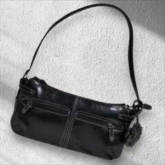 トートバック　アクセサリーバック　ブラック　ミニトートバック　合皮