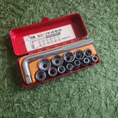 미니 소켓 렌치는 차고에도 권장됩니다.