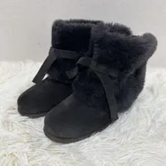 ムートン風 リボン ファー付ショートブーツ フラット 黒