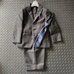 黒ストライプ スーツ ネクタイ付き　ハーフパンツ　110 男の子　フォーマル