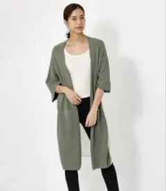 新品タグ付アズールバイマウジーBACK PLEATS KNIT CARDIGAN