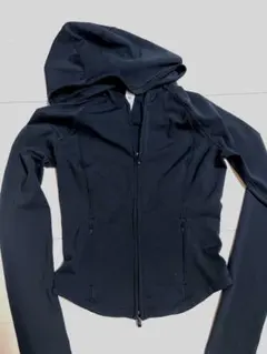 ★lululemon フード付きブラックパーカー サイズ4