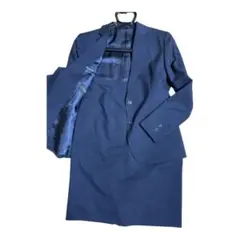 レディーススーツ　オーダースーツ　ネイビースーツ