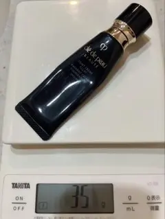 クレ・ド・ポーボーテ　タンクレームエクラn オークル10