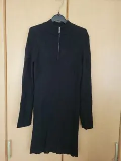ハーフジップニットワンピース