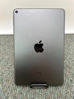 iPad mini5　第5世代　Wifiモデル　64GB　Apple　f734