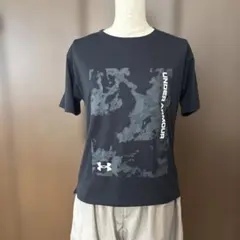 UNDER ARMOUR ブラック スポーツTシャツ