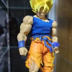 ドラゴンボール メディカルマシーン 孫悟空 地球育ちのサイヤ人 ベジータ旧戦闘服 ドラゴンボールZ』より、「メディカルマシーン」S.H.Figuarts が