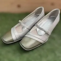 未使用品 アシックス ペダラ ストラップパンプス 本革 ベージュ 23EEE