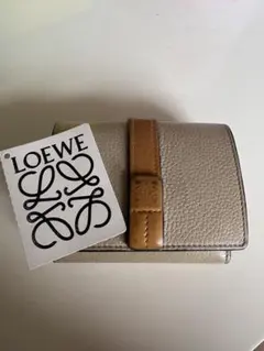 LOEWE 三つ折り財布 アナグラム パンチング ベージュ C500TR2X01