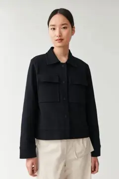 【COS】ネイビー JACKET WITH FLAP POCKETS