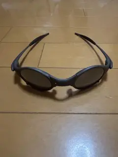 レア品　ビンテージ・サングラス　OAKLEY　MARS　オークリー マーズ 36万円超の即完売したサングラス、オークリー「Mars X-Metal Leather