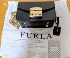 FURLA ブラック ショルダーバッグ