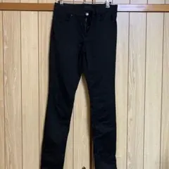 UNIQLO スキニージーンズ　ブラック　26