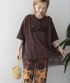 新品未使用　カレッジロゴレースドッキングTシャツ