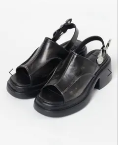 美品　ジーナシス　ヴィンテージカバーヒールサンダル　ブラック　M