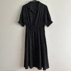 黒ドット柄半袖ロングワンピース