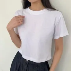 ベーシックルーズフィットクロップTシャツのサムネイル