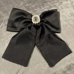黒 リボン ブローチ パール ビジュー 量産型 地雷系 ヘアアクセサリー