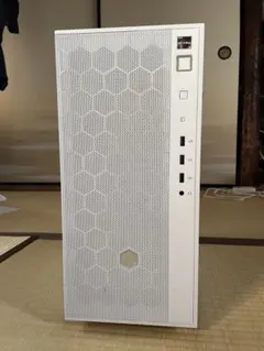 SilverStone FARA R1 PCケースのサムネイル