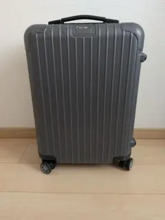◎RIMOWA リモワ サルサエアー 2-3泊向き 難あり 現状品 34-38L ◎RIMOWA リモワ サルサエアー 2-3泊向き 難あり 現状品 34-38L - メルカリ