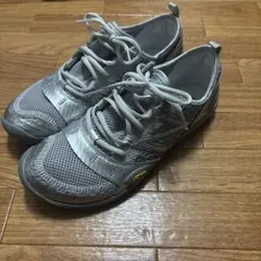 Item thumbnail for item d4400ea2-1184-47b5-99a9-56eb48e56f40