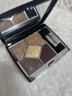 美品】Dior サンク クルール アイシャドウ パレット トライバル 679