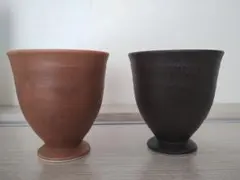 anew 波動が出る陶器 湯飲み 茶色と黒色 2個セット