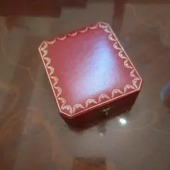 Cartier レッド ジュエリーボックス 付属品あり - メルカリ