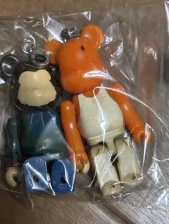 キューブリック・ベアブリック 2体セット