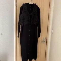 ブラック フリンジベスト付き 長袖ニットワンピース　Ｍ