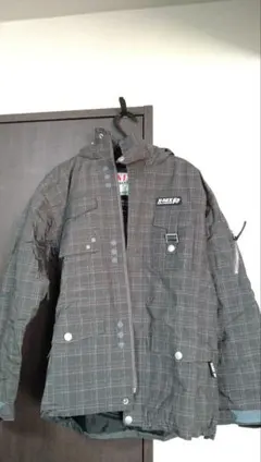 X-NIX ウィメンズ スノーボードジャケット Sサイズ（日本サイズ9号）