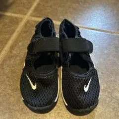 NIKE キッズサンダル