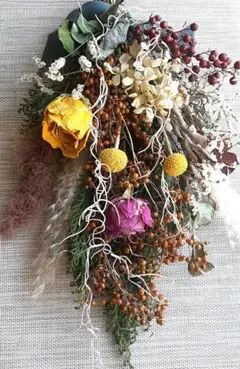 ドライフラワースワッグ　バラとスモークツリー　インテリア　アンティーク