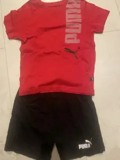PUMA 赤 Tシャツと黒 ショートパンツ セット